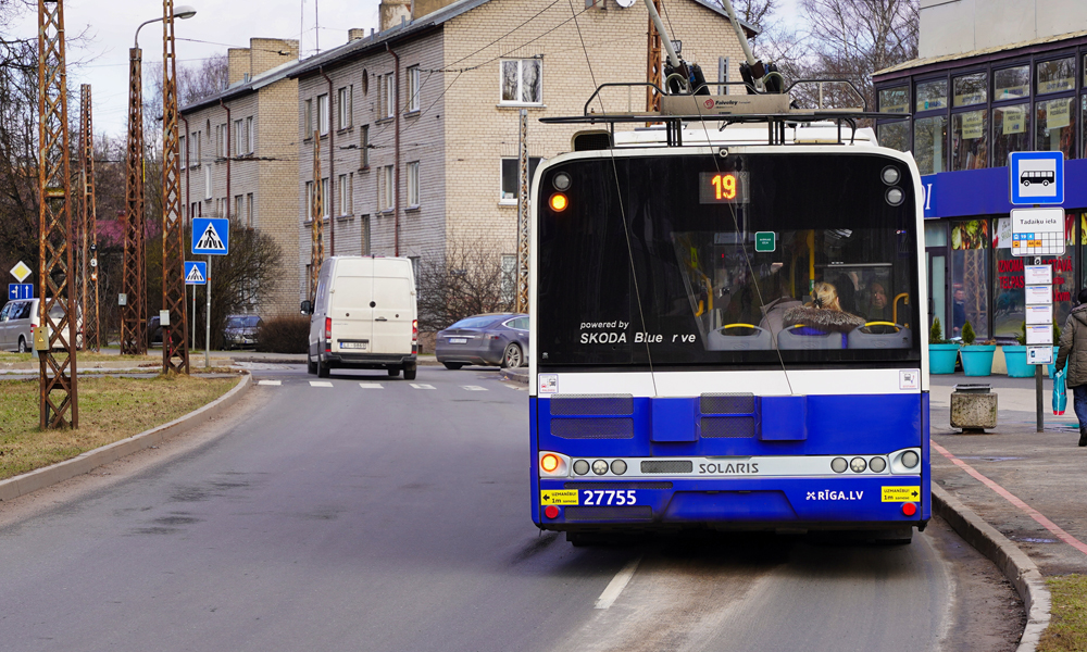 CSDD braukšanas eksāmens - ceļa nedošana pasažieru sabiedriskajiem transportlīdzekļiem