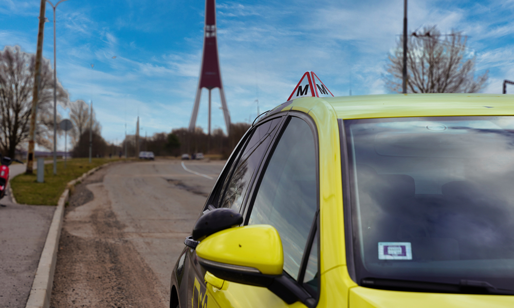 Ja nespēj nokārtot CSDD braukšanas eksāmenu un maršruti tev ir par sarežģītu, nāc uz BAVA autoskolu un mūsu instruktori tev iemācīs visas sarežģītākās vietas